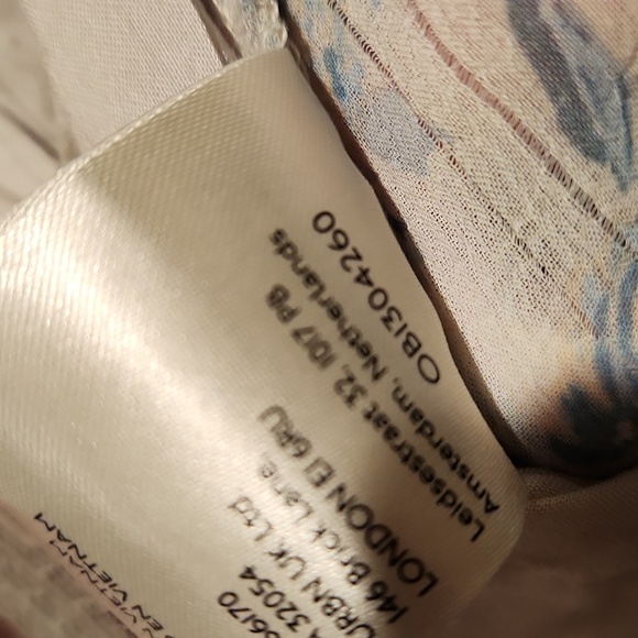 Free People Floral V-Neck Blouse - White and Blue - Picture 11 of 16